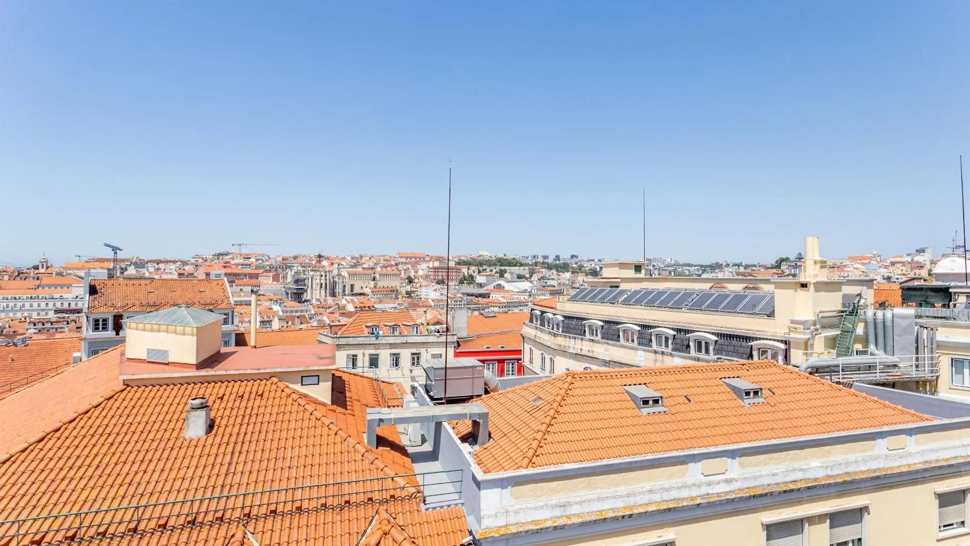Gralhas Suites Lisboa 0*,  Portekiz