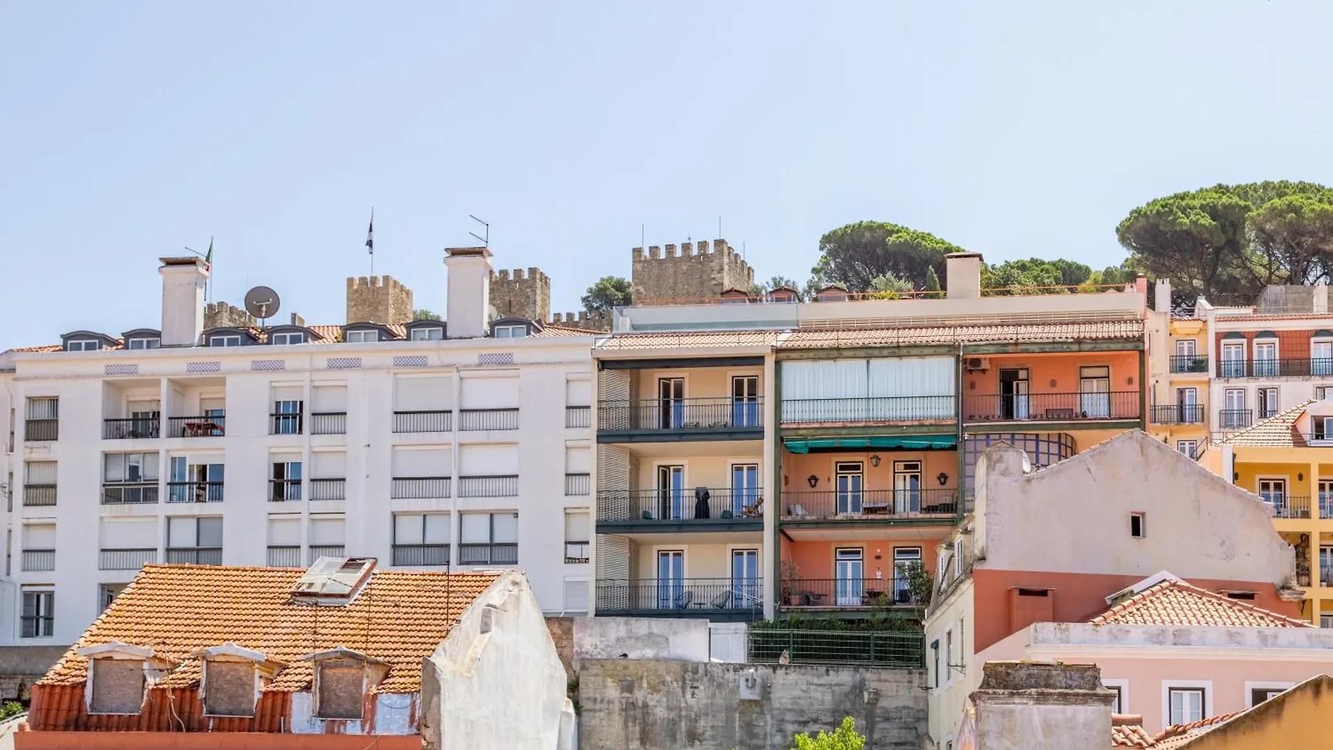 Gralhas Suites Lisboa 0*,  Portekiz