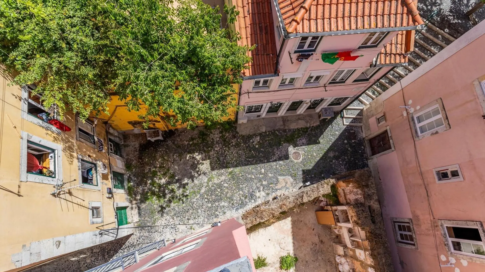 Gralhas Suites Lisboa Portugal
